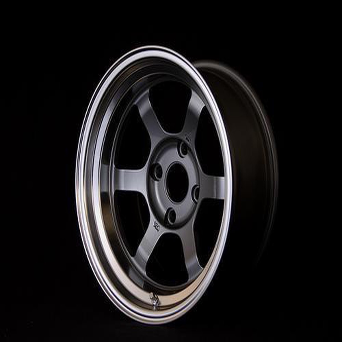 Volk Racing Te37V Gunmetal Gray W Machined Lip 17 4 3 (Wvdvo25Bg)