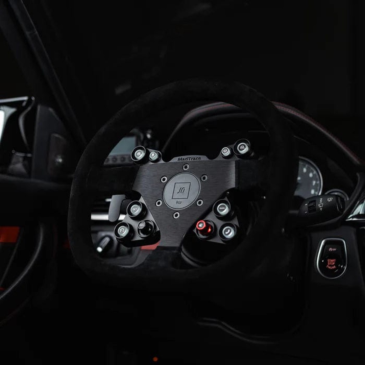 Jq Werks Madtrace Racing Steering Wheel System For Bmw F Chassis DctAutomaticAddMomoMod78BlackLeather