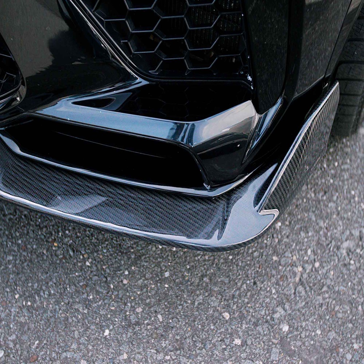 Kies Carbon F95 M Carbon Fiber Front Lip