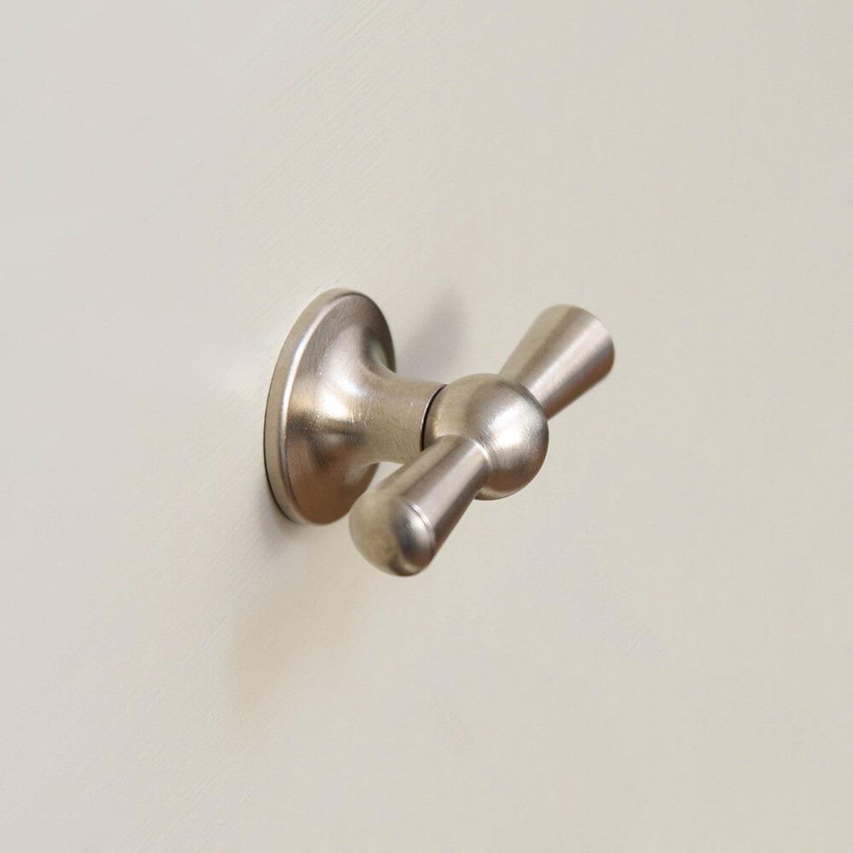 Satin Nickel Crossed Cabinet Knob